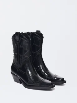 PARFOIS Bot&iacute;n Cowboy Acharolado Negro Clearance