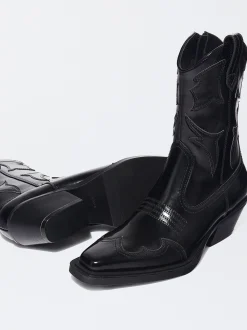 PARFOIS Bot&iacute;n Cowboy Acharolado Negro Clearance