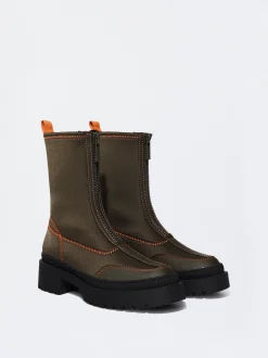 PARFOIS Bot&iacute;n Stretch Pespuntes Caqui Shop