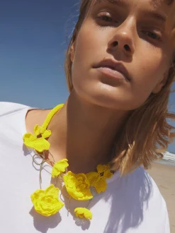 PARFOIS Collar Con Flores Y Abalorios Amarillo Fashion