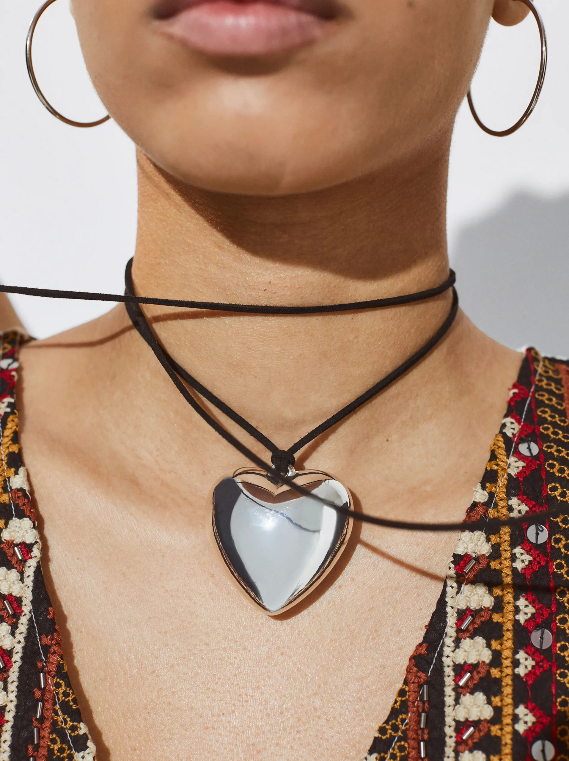 PARFOIS Collar De Cuerda Con Coraz&oacute;n Negro Shop