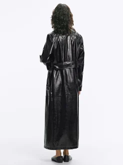 PARFOIS Exclusivo Online - Abrigo Charol Largo Negro Outlet