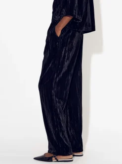 PARFOIS Exclusivo Online - Pantal&oacute;n De Terciopelo Negro Store
