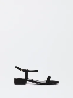 PARFOIS Exclusivo Online - Sandalia Plana Tiras Pulsera Negro Clearance