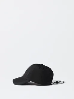 PARFOIS Gorra Nylon Reciclado Con Cord&oacute;n Negro Fashion