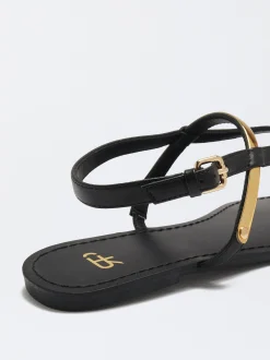 PARFOIS Sandalia Plana Detalle Met&aacute;lico Negro Sale